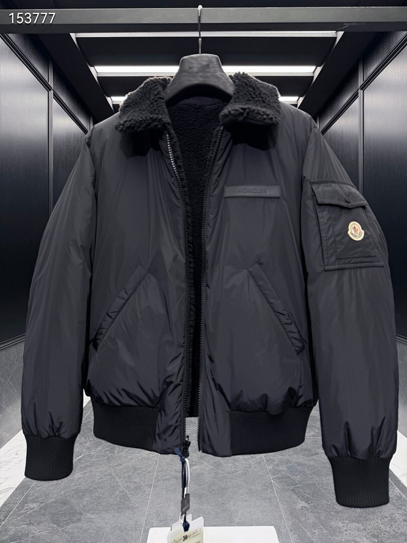 Moncler sz1-5 26yr494